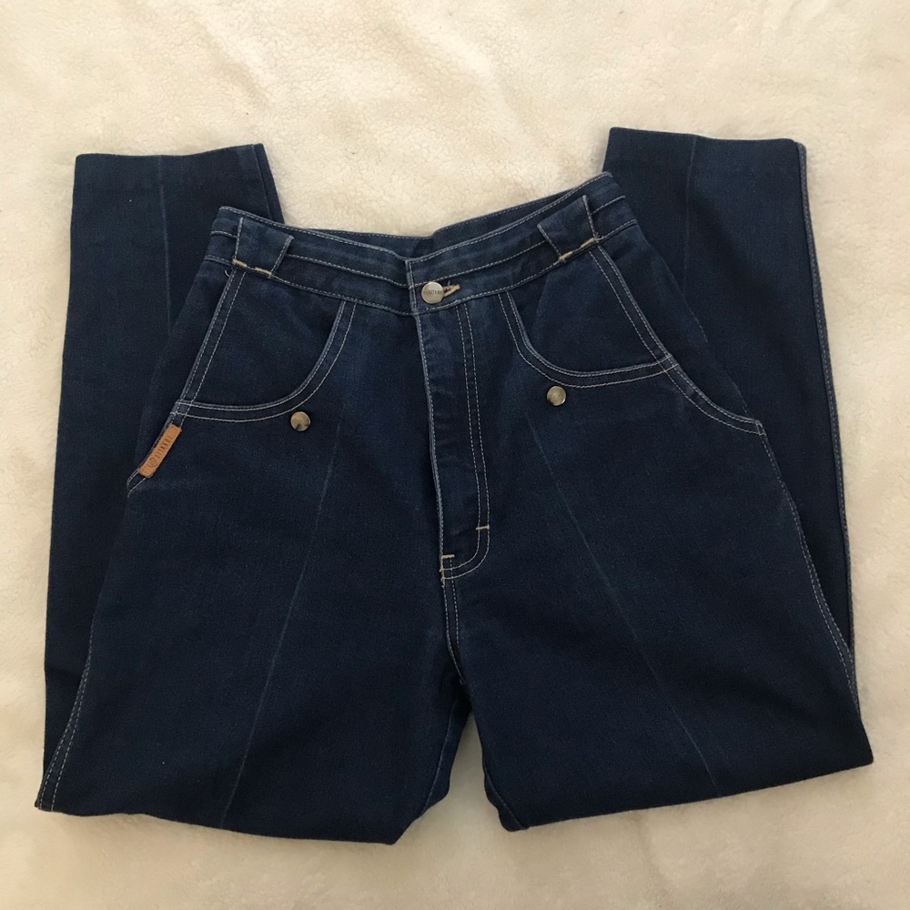 Beautiful Vintage Dark Wash High Waisted Jeans